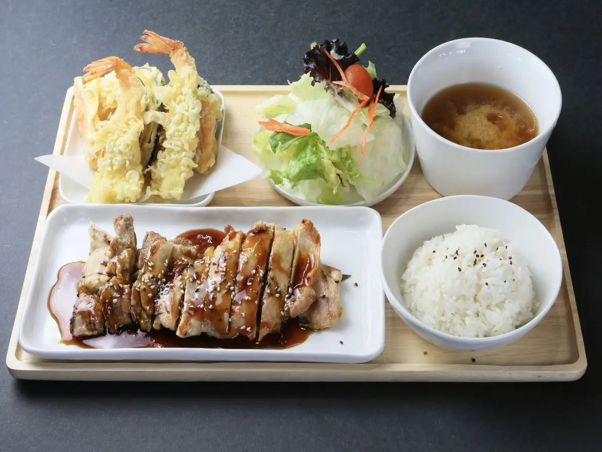 Owada Food